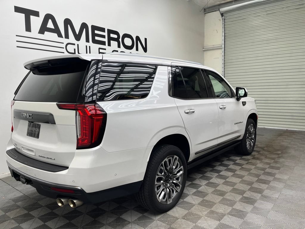 Used 2024 GMC Yukon Denali Ultimate AWD/4WD image 7