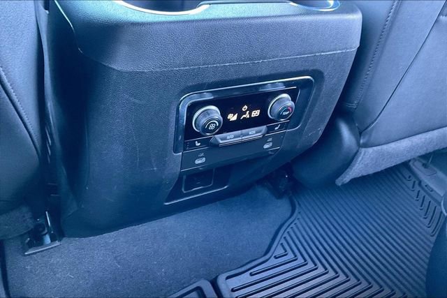 Used 2022 Chevrolet Tahoe LT w/ LT Signature Plus Package image 34