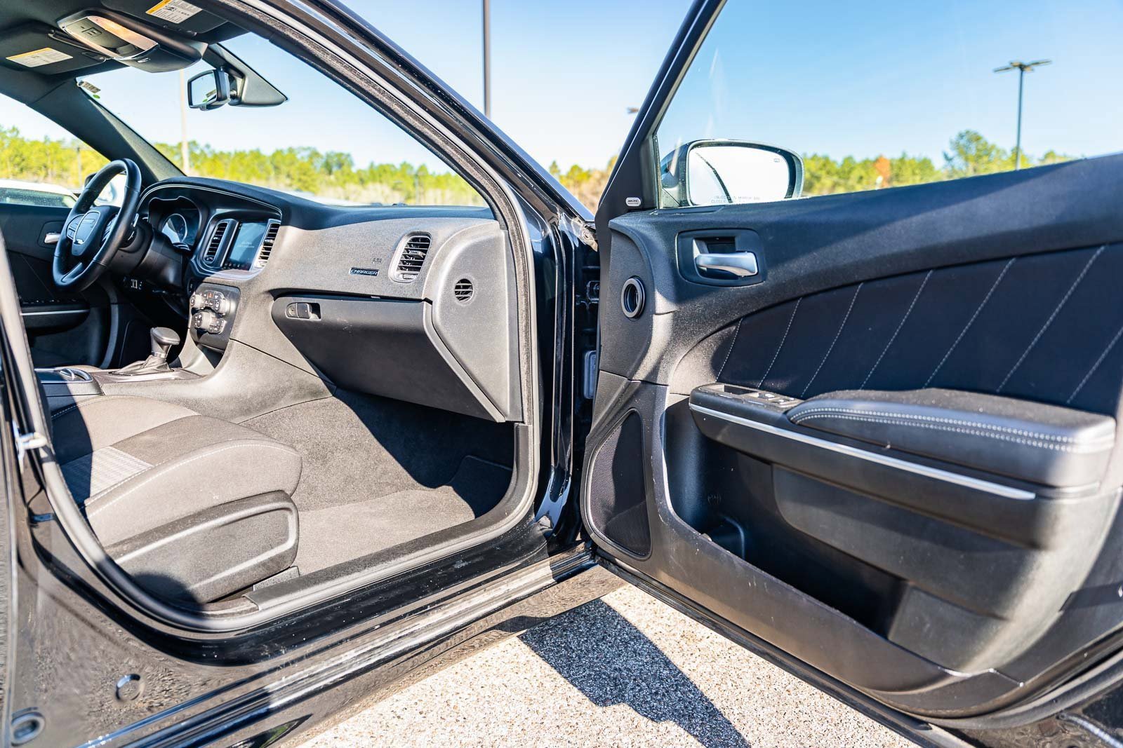 Used 2023 Dodge Charger R/T w/ Navigation & Travel Group image 13