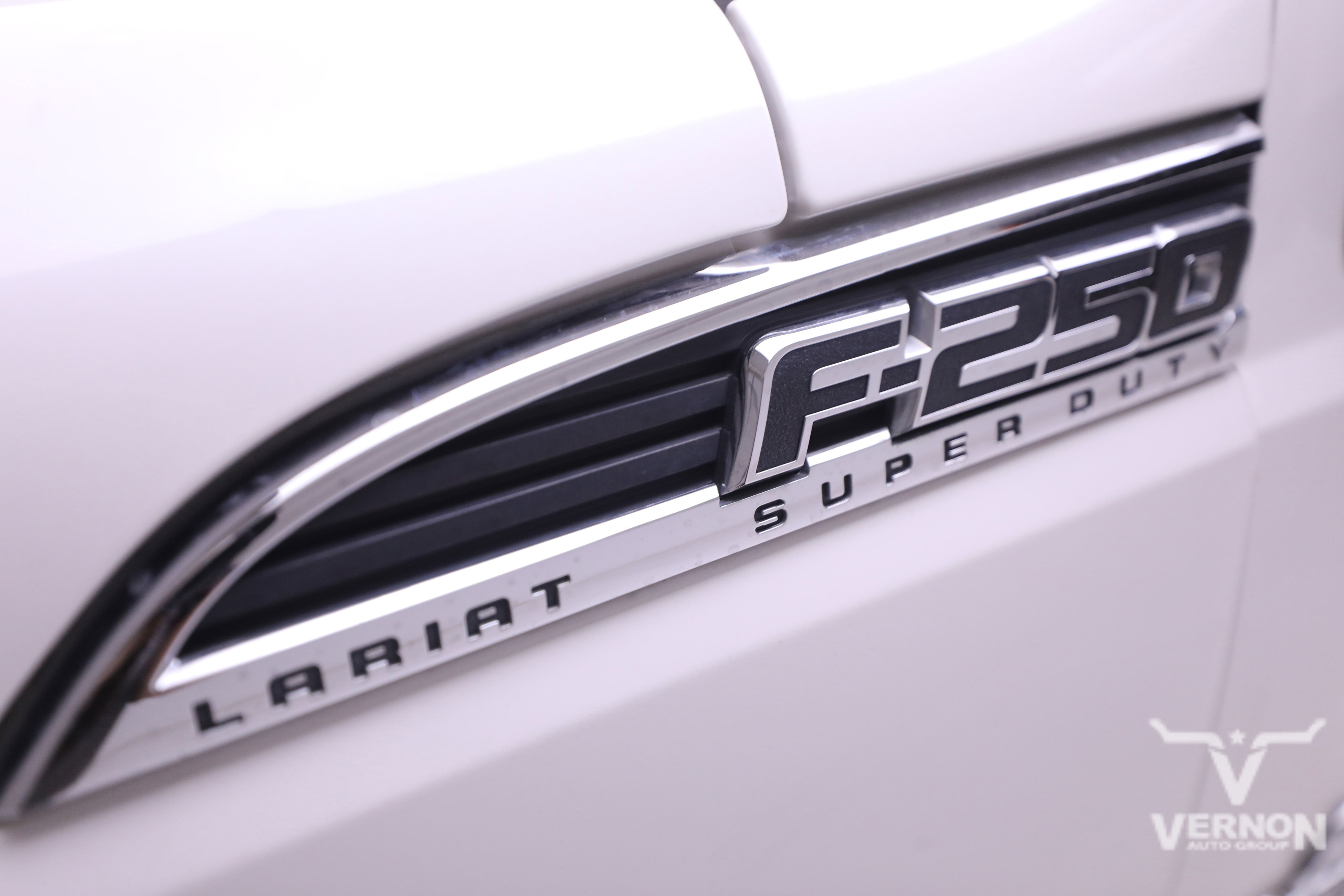 Used 2014 Ford F250 Platinum w/ FX4 Off-Road Package image 38