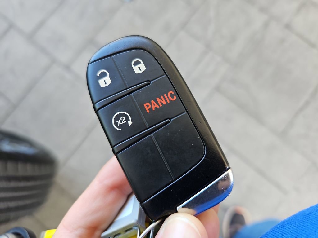 Used 2023 Jeep Renegade Trailhawk image 35