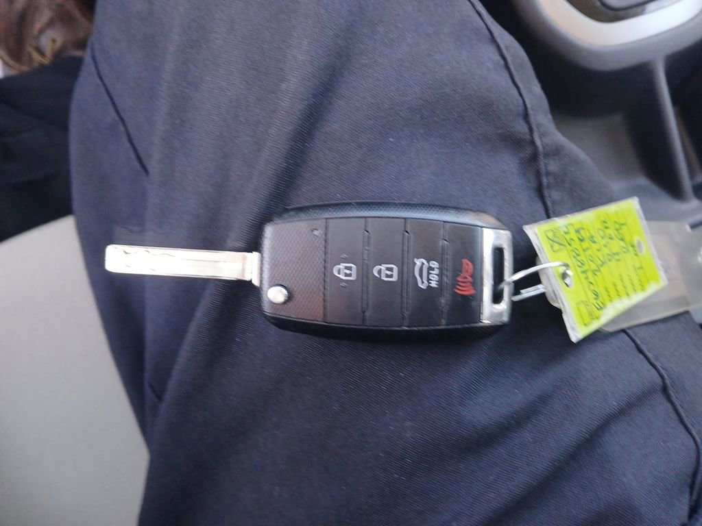 Used 2014 Kia Rio LX w/ Power Package image 6