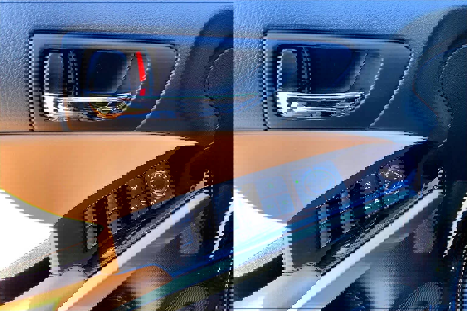 Used 2016 Lexus IS 300 AWD image 35