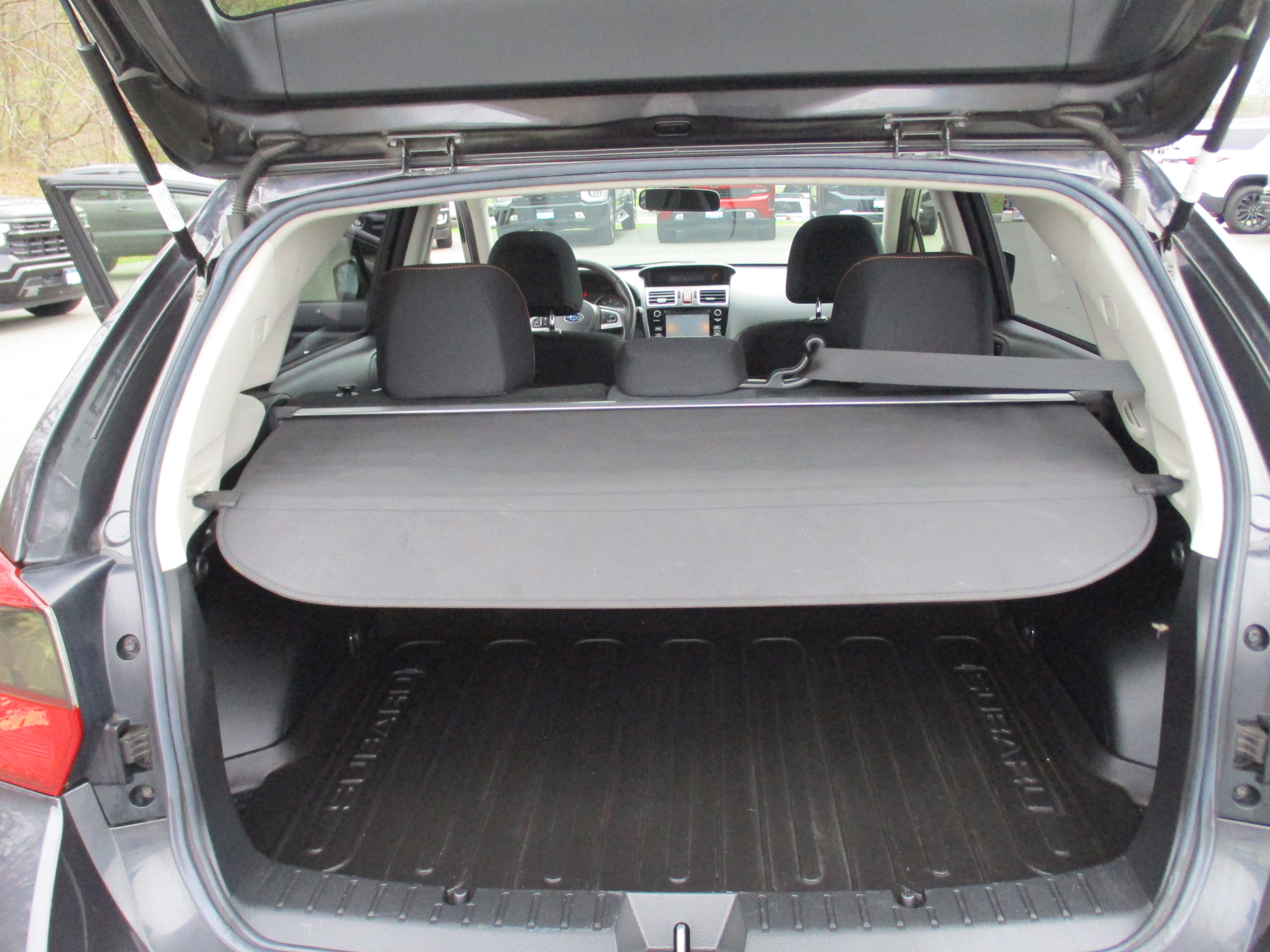 Used 2016 Subaru Crosstrek 2.0i Premium w/ Moonroof Package AWD/4WD image 13