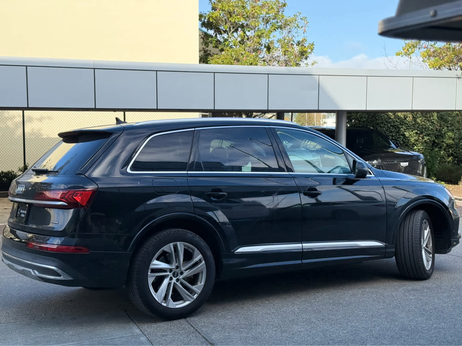 Used 2022 Audi Q7 Premium Plus image 5