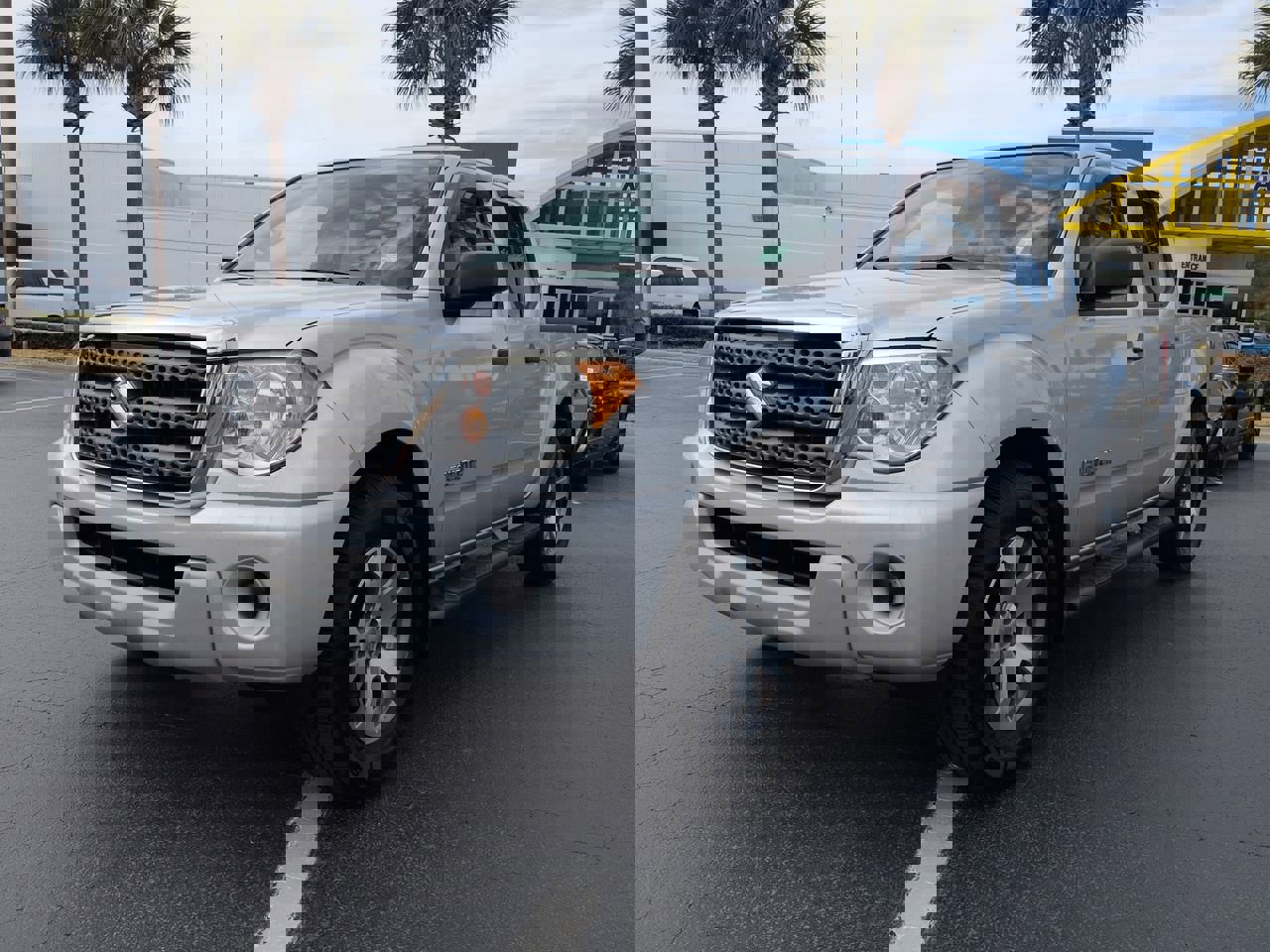 Used 2012 Suzuki Equator Sport image 8