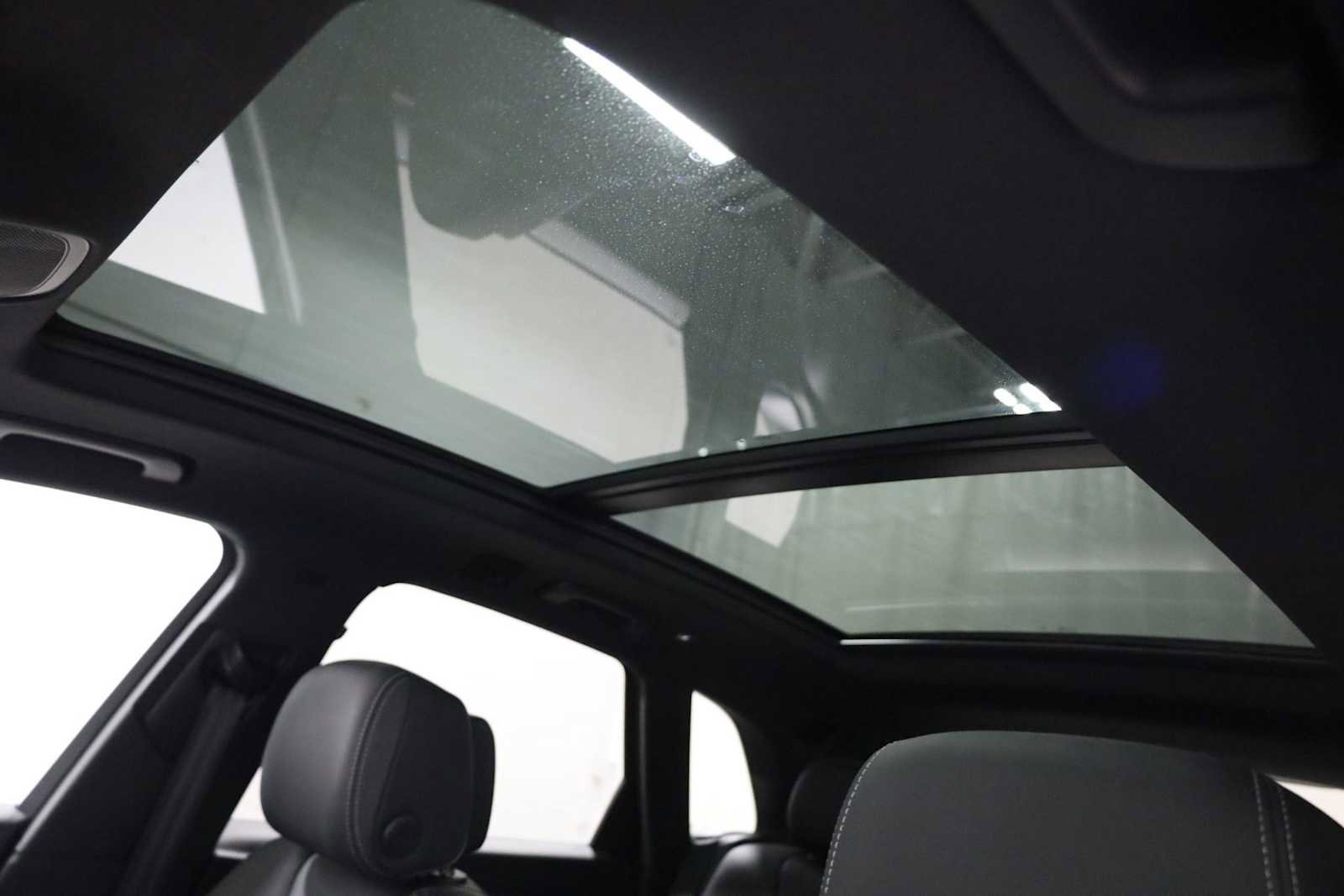 Used 2024 Audi SQ5 Premium Plus w/ Premium Plus Package image 19