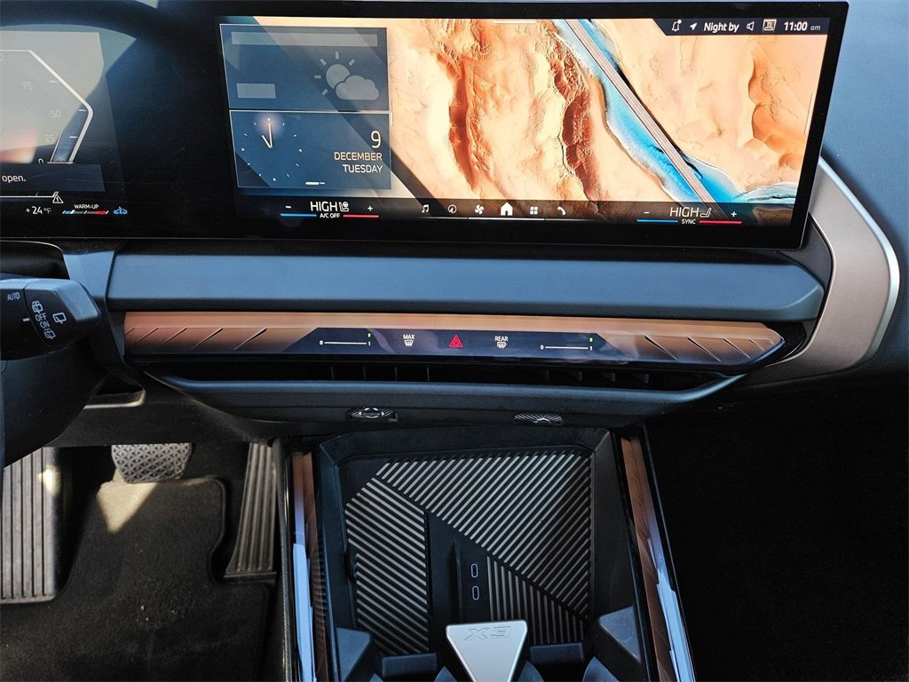 Used 2025 BMW X3 xDrive30i w/ Premium Package image 15