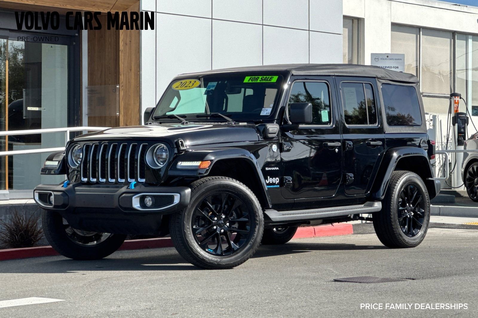 Used 2023 Jeep Wrangler Unlimited Sahara w/ Cold Weather Group