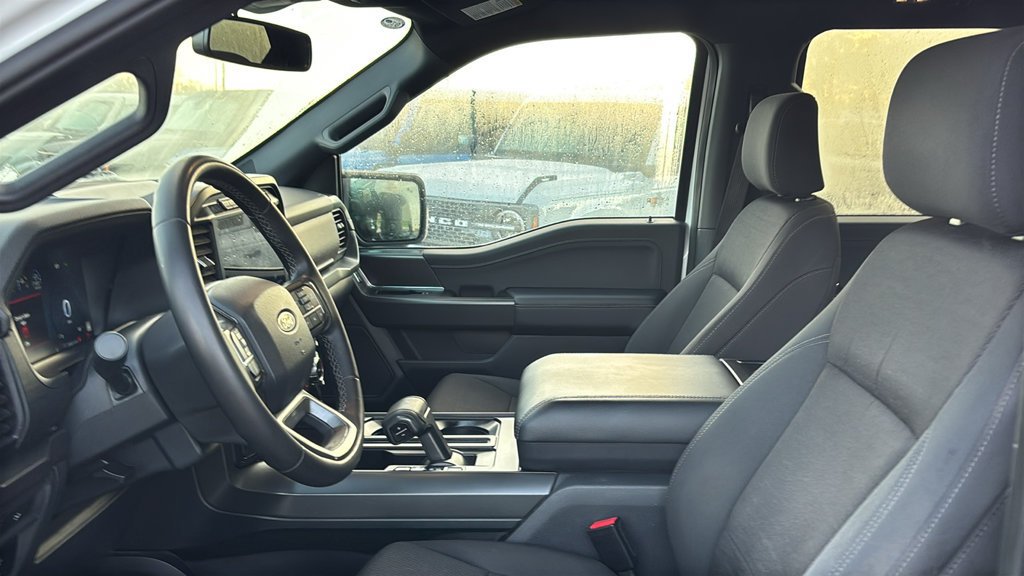 Used 2024 Ford F150 XLT AWD/4WD image 23