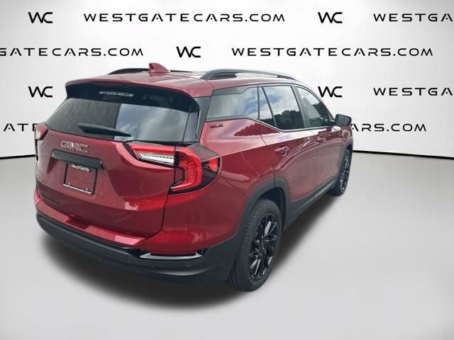 Used 2023 GMC Terrain SLE w/ Elevation Edition FWD image 8