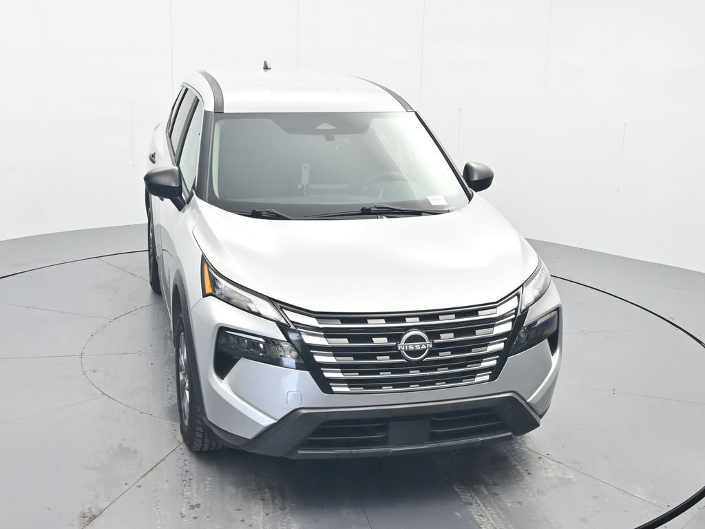 Used 2024 Nissan Rogue S FWD image 28
