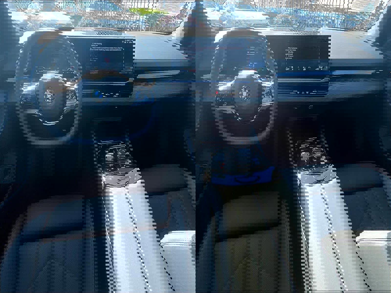 Used 2026 BMW 530i w/ Premium Package image 17