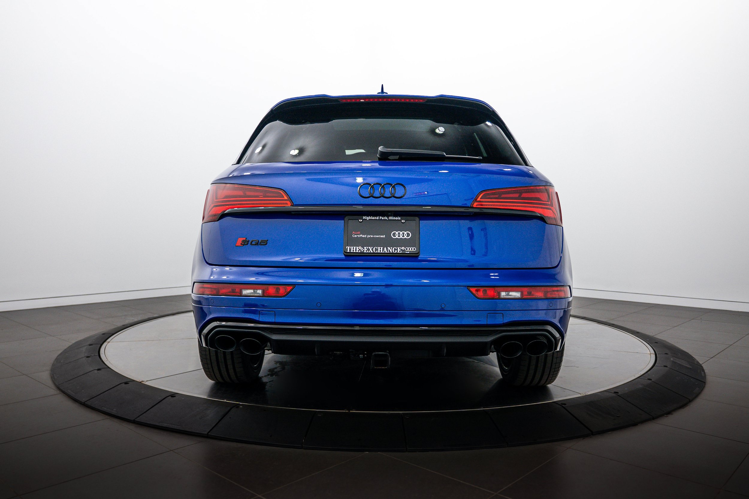 Certified 2023 Audi SQ5 Premium Plus w/ Premium Plus Package AWD/4WD image 22
