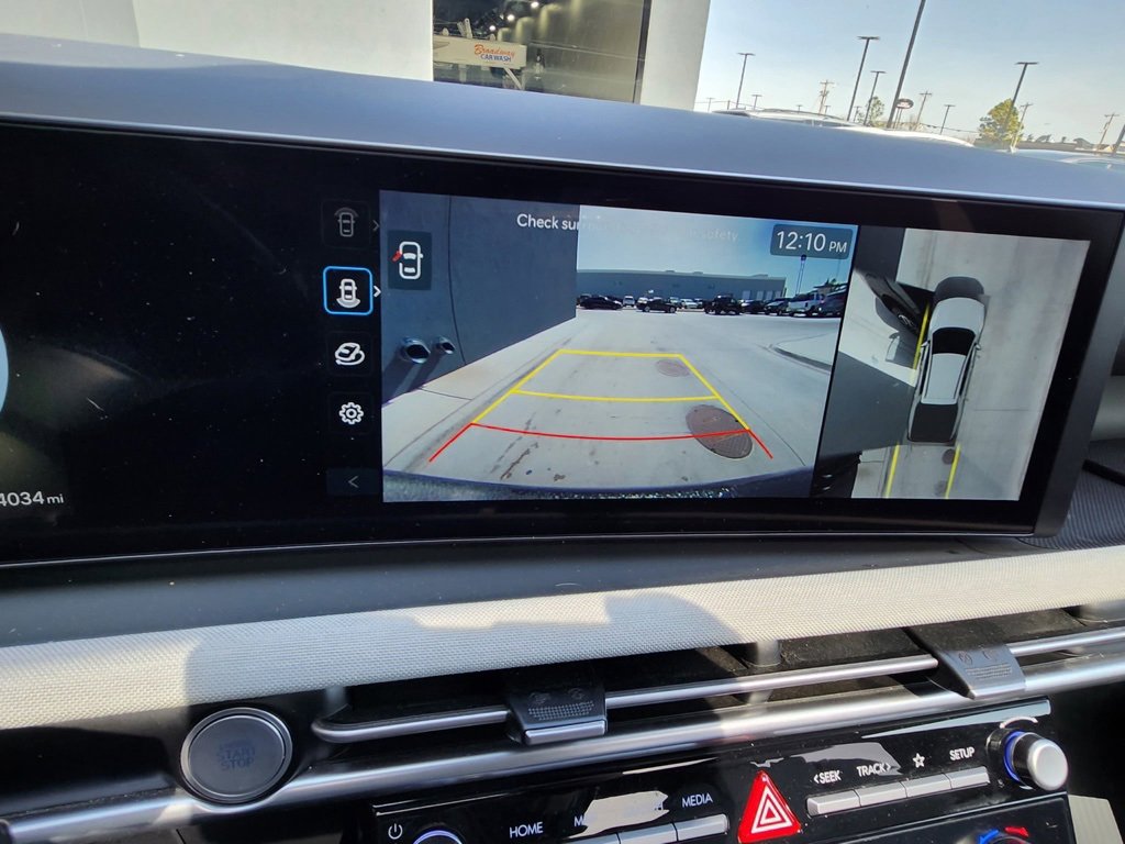 Certified 2025 Hyundai Santa Cruz Limited image 10