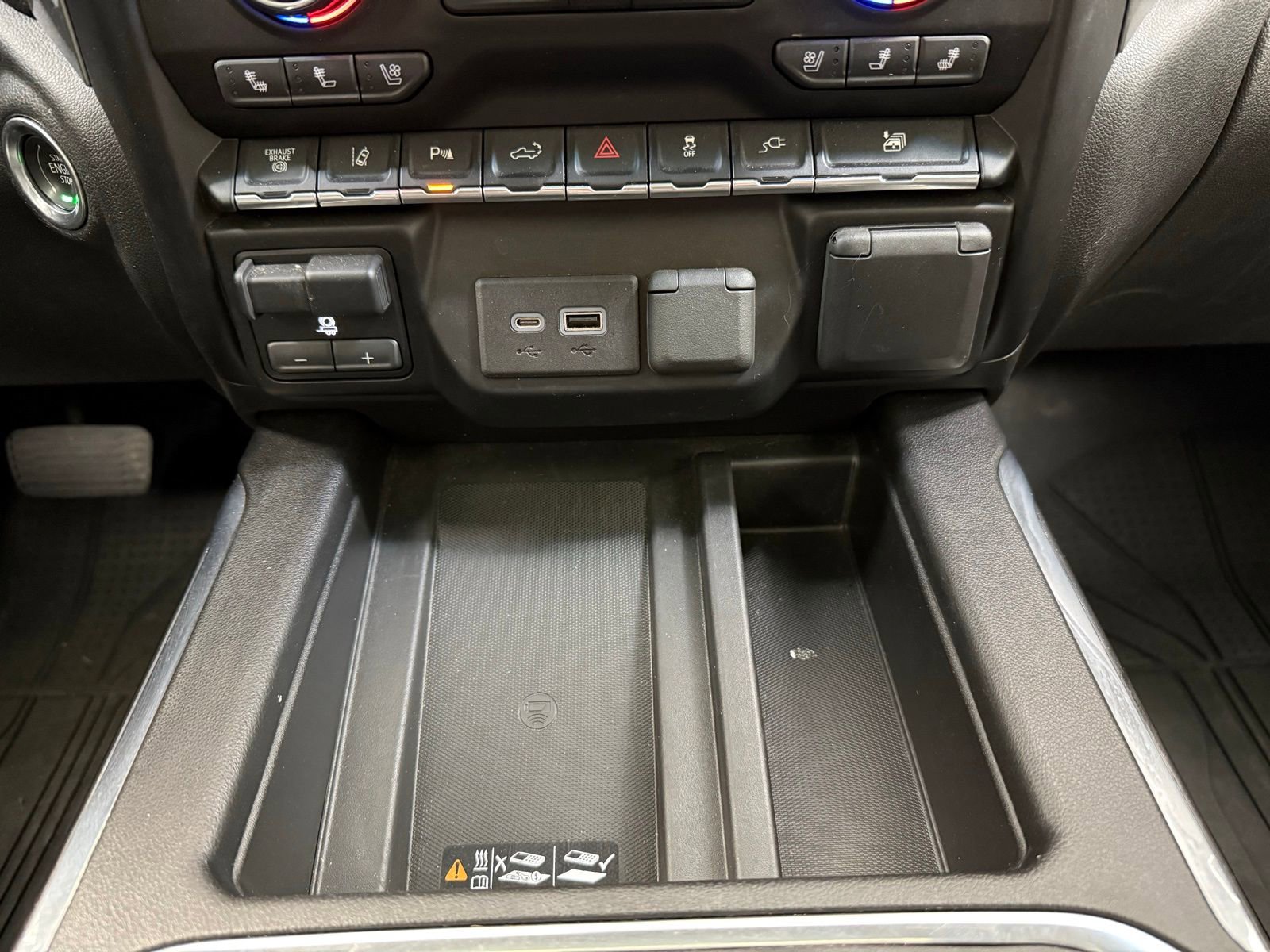 Used 2021 Chevrolet Silverado 2500 LTZ w/ LTZ Plus Package image 37