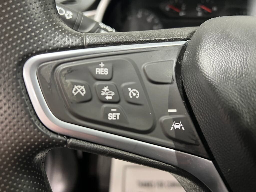 Used 2023 Chevrolet Malibu LT image 9