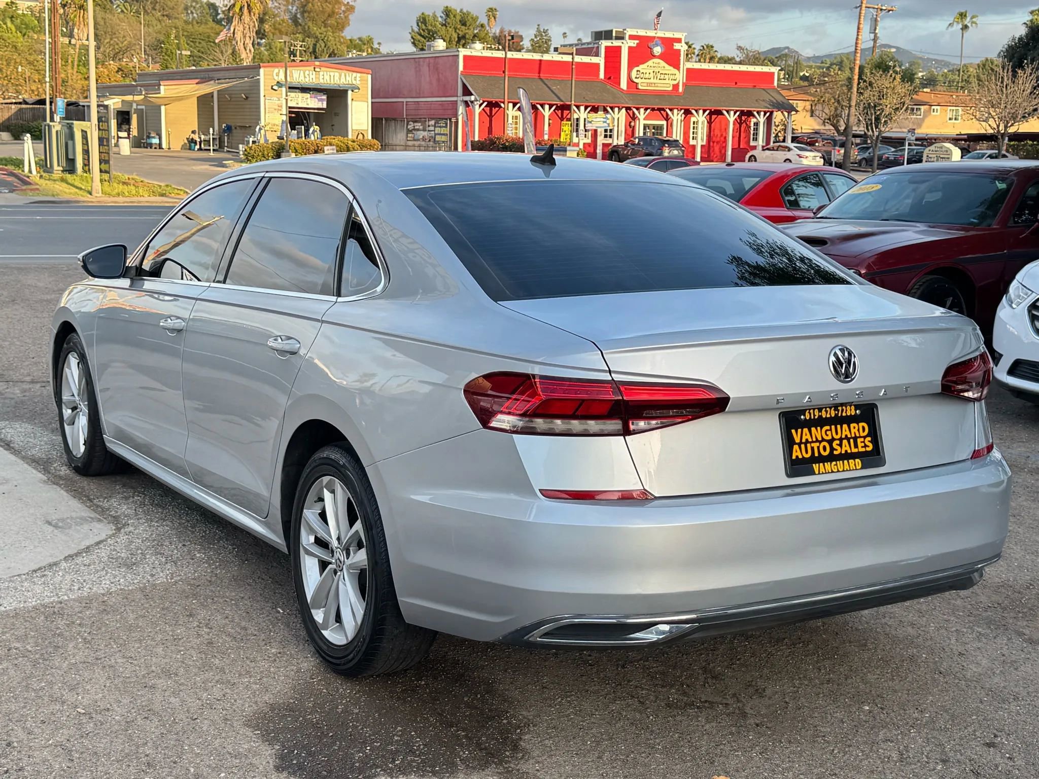 Used 2020 Volkswagen Passat 2.0T SE image 40