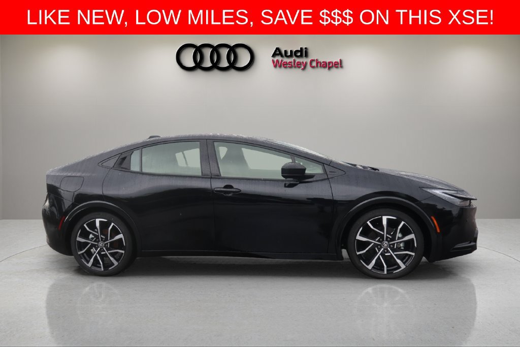 Used 2026 Toyota Prius Plug-In Hybrid FWD image 6