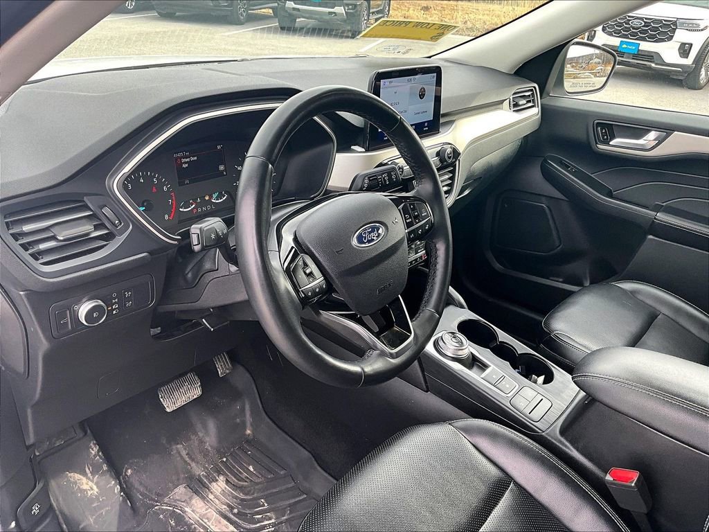 Used 2022 Ford Escape SEL image 8