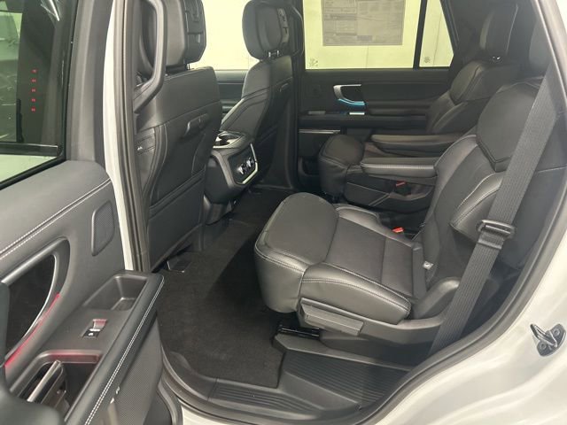 New 2026 Ford Expedition Platinum w/ Stealth Performance Package image 8