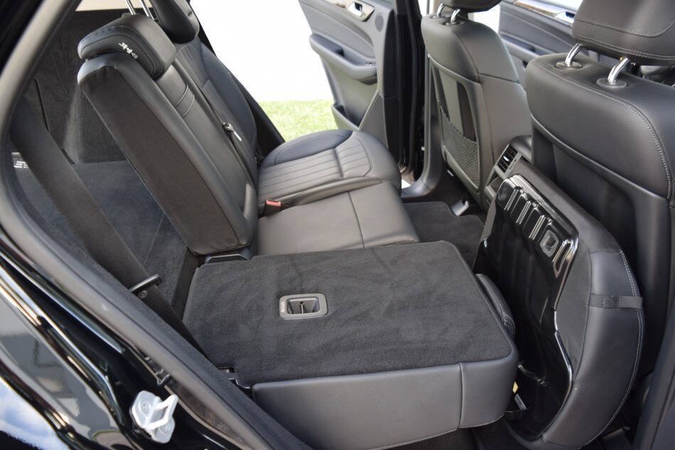 Used 2016 Mercedes-Benz GLE 300d 4MATIC w/ Premium Package image 80