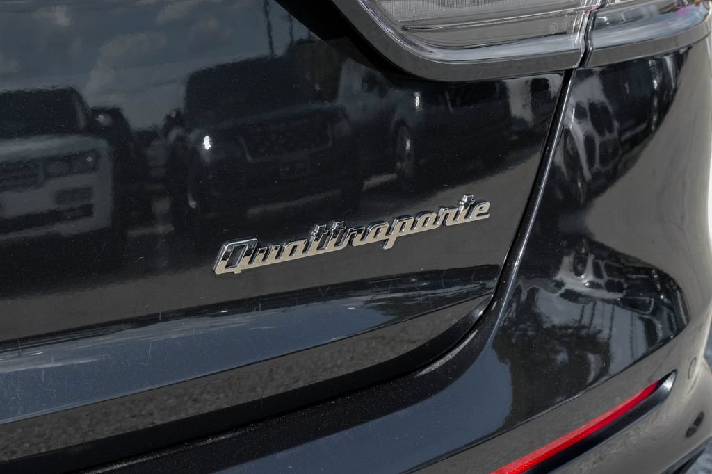 Used 2022 Maserati Quattroporte Trofeo RWD image 57