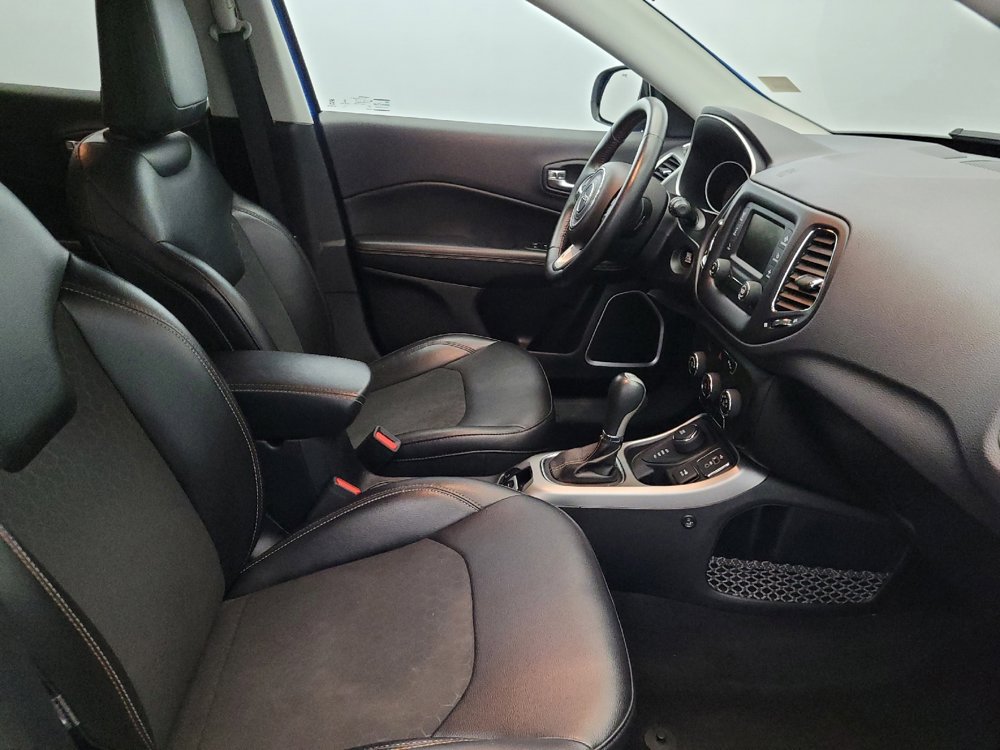 Used 2018 Jeep Compass Latitude w/ Safe & Security Group image 21