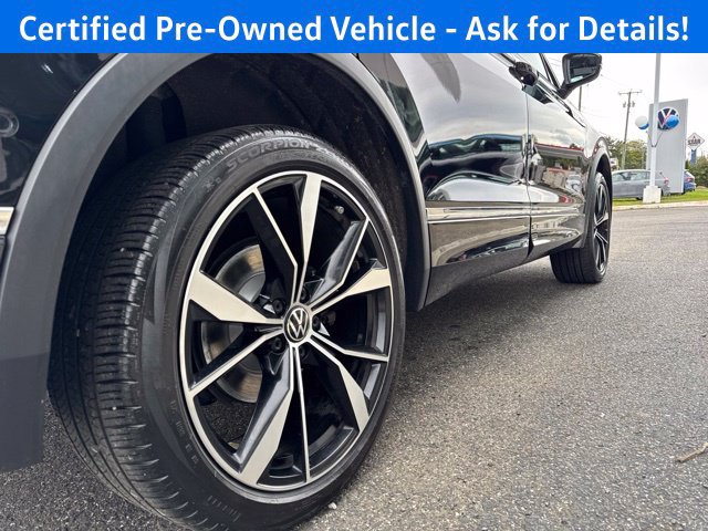 Certified 2024 Volkswagen Tiguan SEL R-Line AWD/4WD image 25