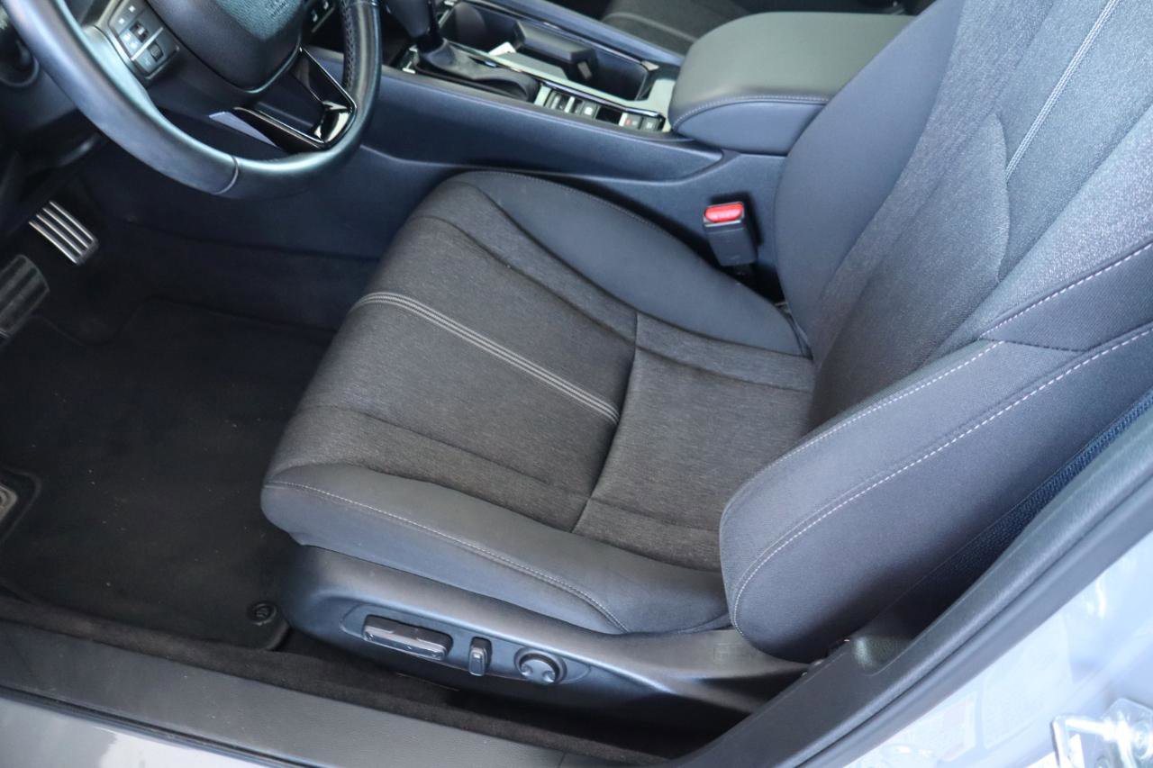 Used 2025 Honda Accord Sport image 13