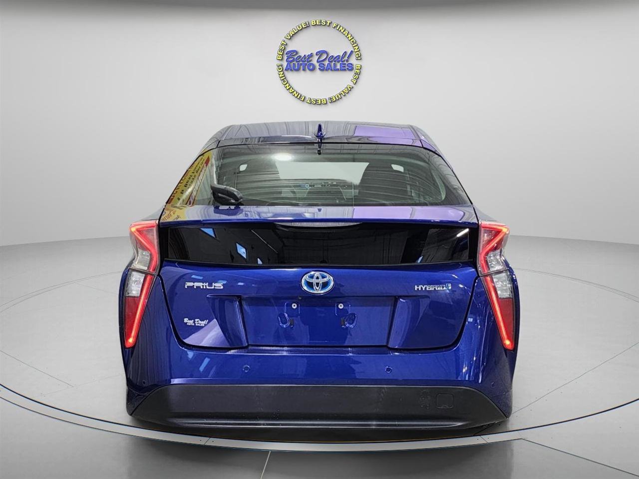 Used 2017 Toyota Prius Two w/ Prius Two Safety Plus Package image 6