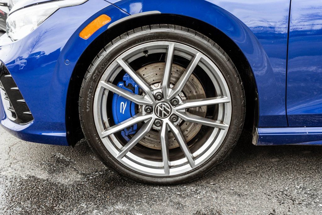Used 2024 Volkswagen Golf R image 33