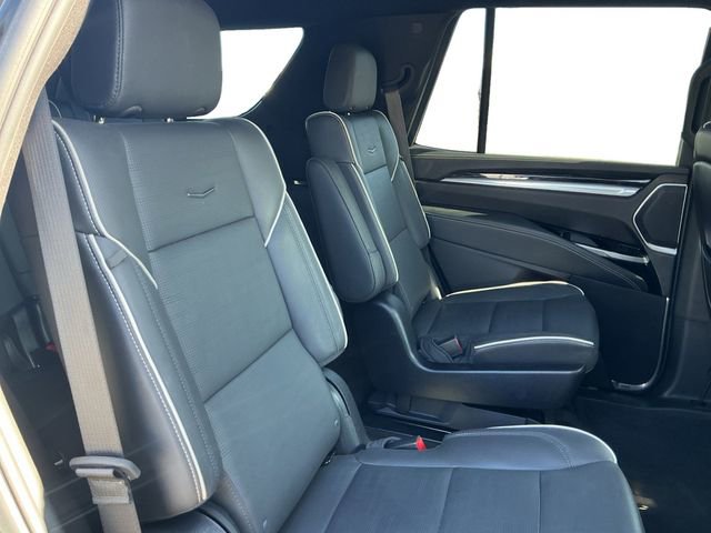 Used 2025 Cadillac Escalade Sport w/ LPO, ONYX Package AWD/4WD image 14