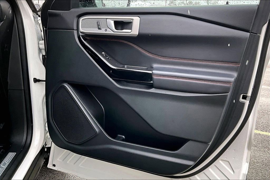 Used 2022 Ford Explorer ST-Line w/ Class IV Trailer Tow Package image 23