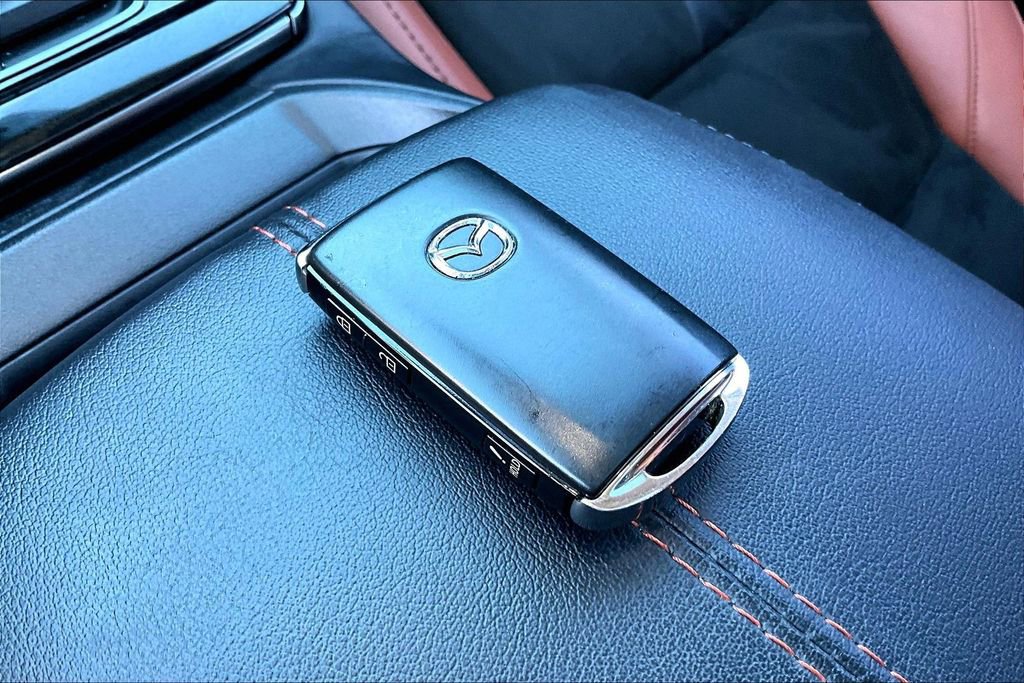 Used 2024 MAZDA CX-30 Carbon image 34