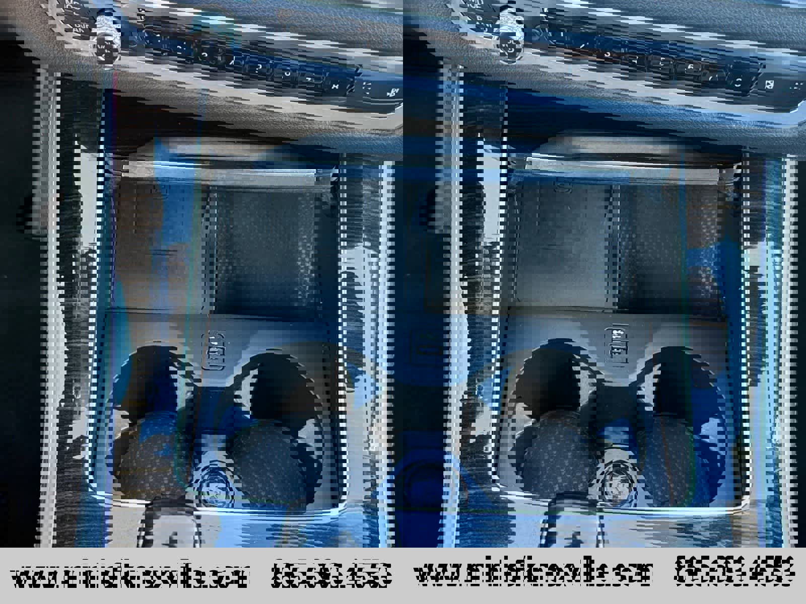 Used 2020 BMW X5 xDrive40i w/ Premium Package image 26