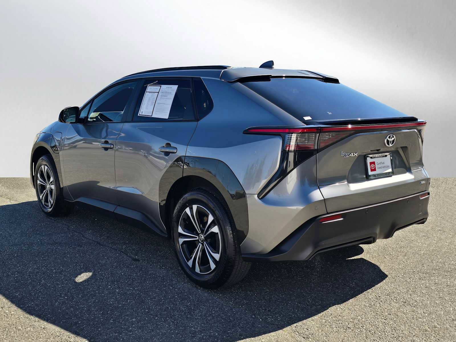 Certified 2023 Toyota bZ4X XLE w/ Weather Package AWD/4WD image 5