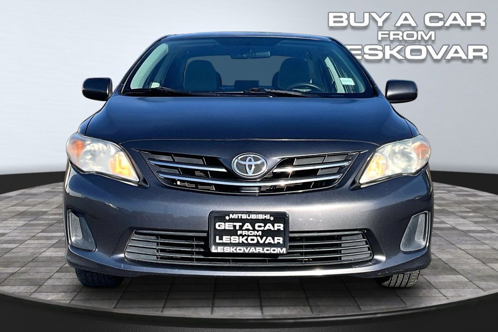 Used 2013 Toyota Corolla LE FWD image 3