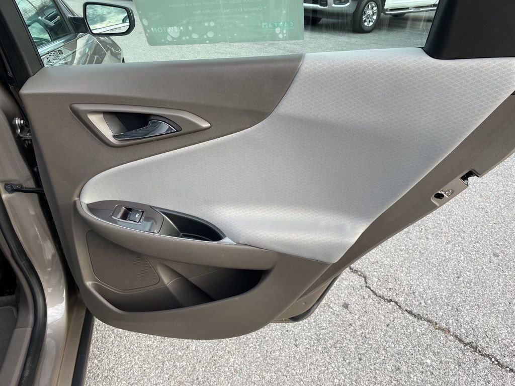Used 2025 Chevrolet Malibu LT image 37