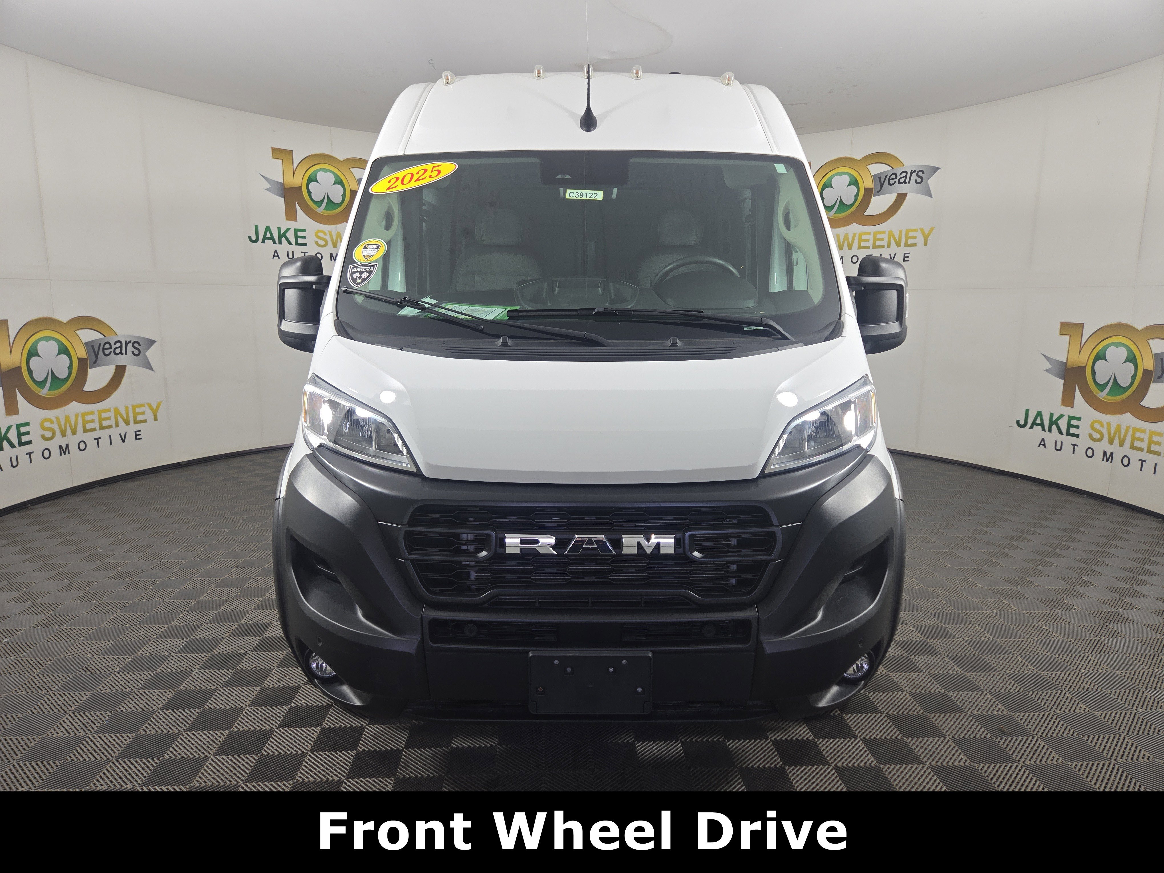Used 2025 RAM ProMaster 2500 w/ Safety Group FWD image 3