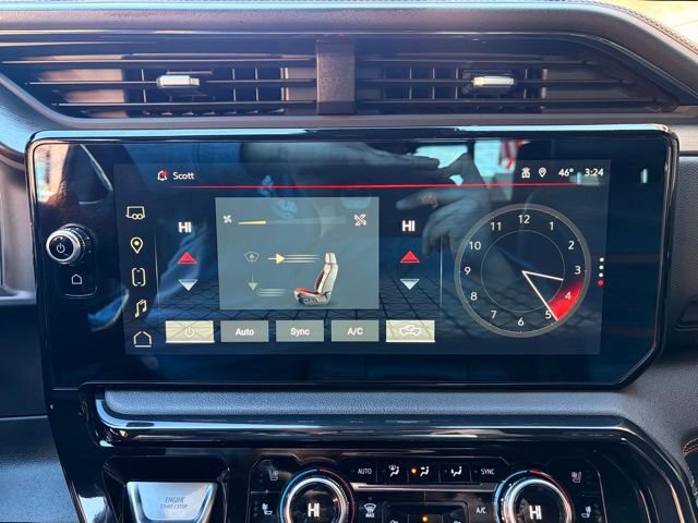 Used 2024 GMC Sierra 1500 AT4 w/ Technology Package AWD/4WD image 32