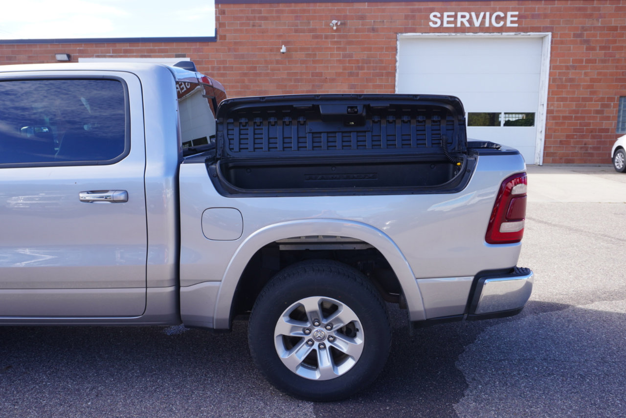 Used 2022 RAM 1500 Laramie image 9