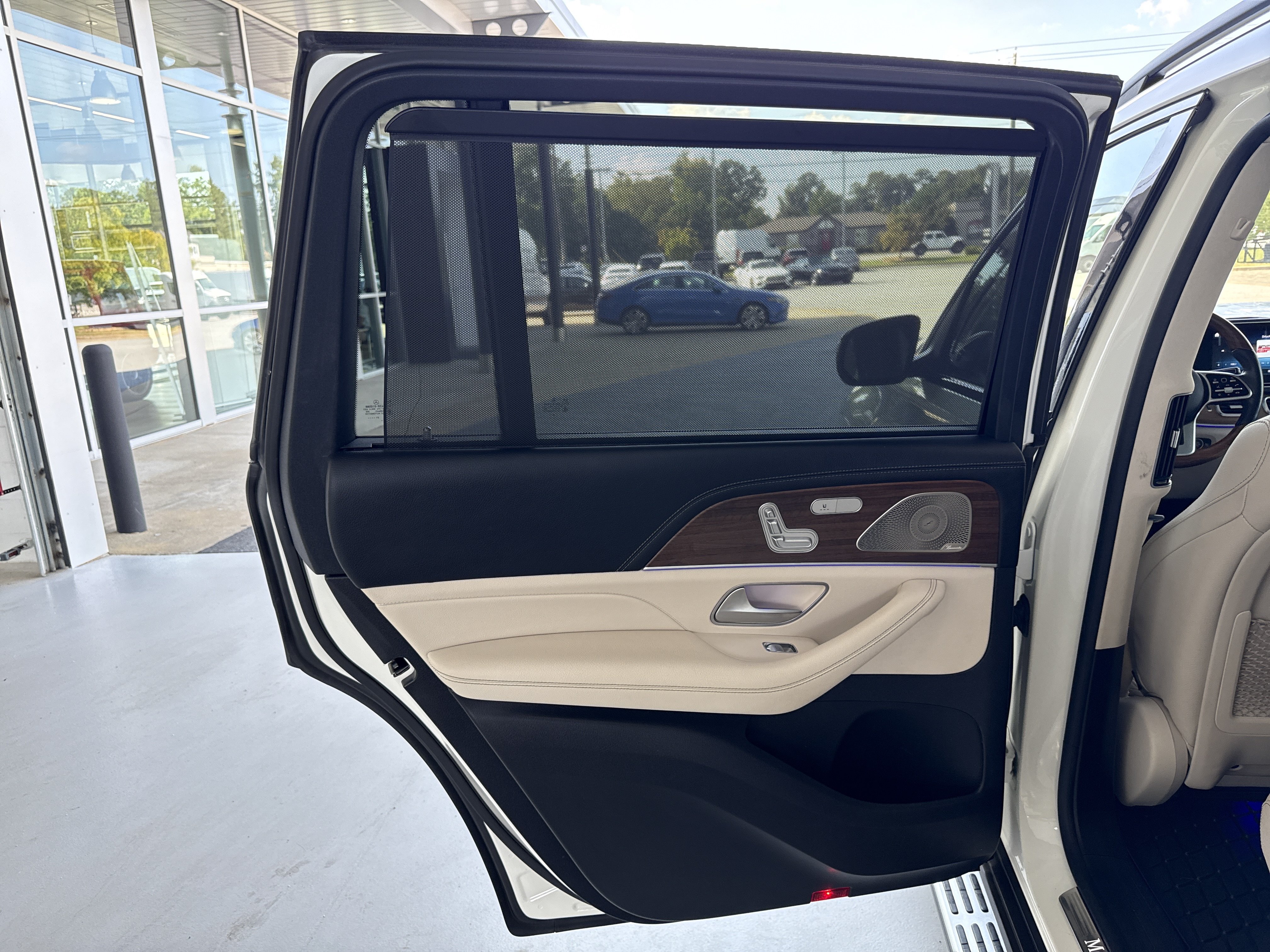 Certified 2022 Mercedes-Benz GLS 450 4MATIC image 29