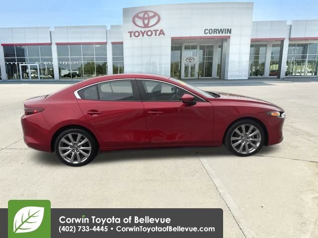 Used 2019 MAZDA MAZDA3 Sedan w/ Preferred Package image 6