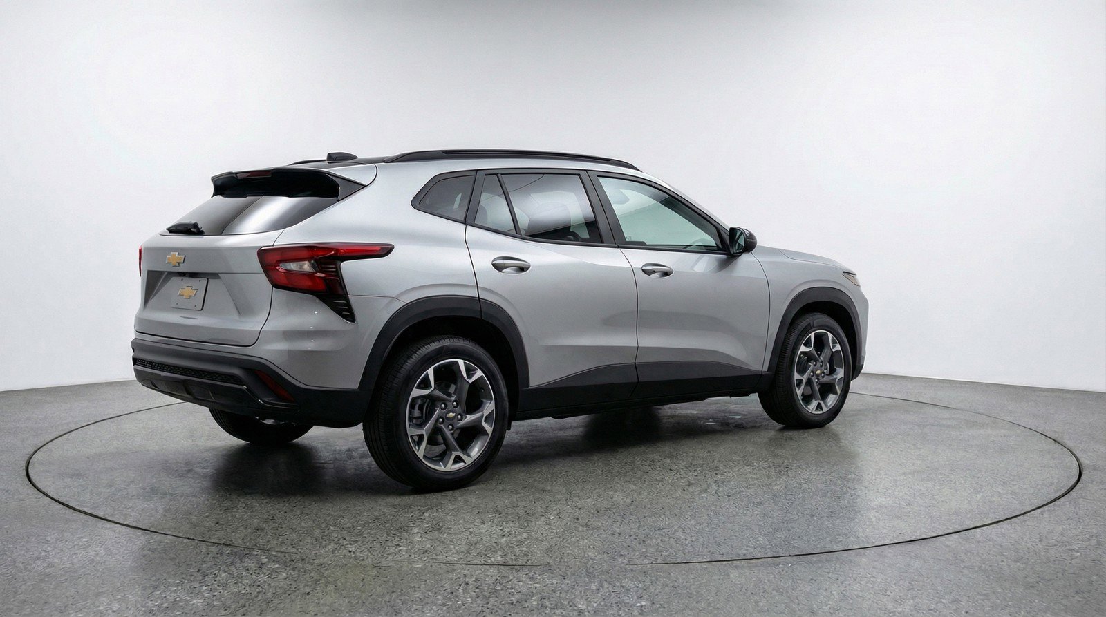 Used 2025 Chevrolet Trax LT image 9