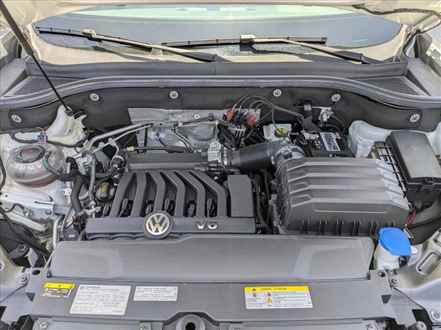 Used 2021 Volkswagen Atlas SE w/ Panoramic Sunroof Package FWD image 23