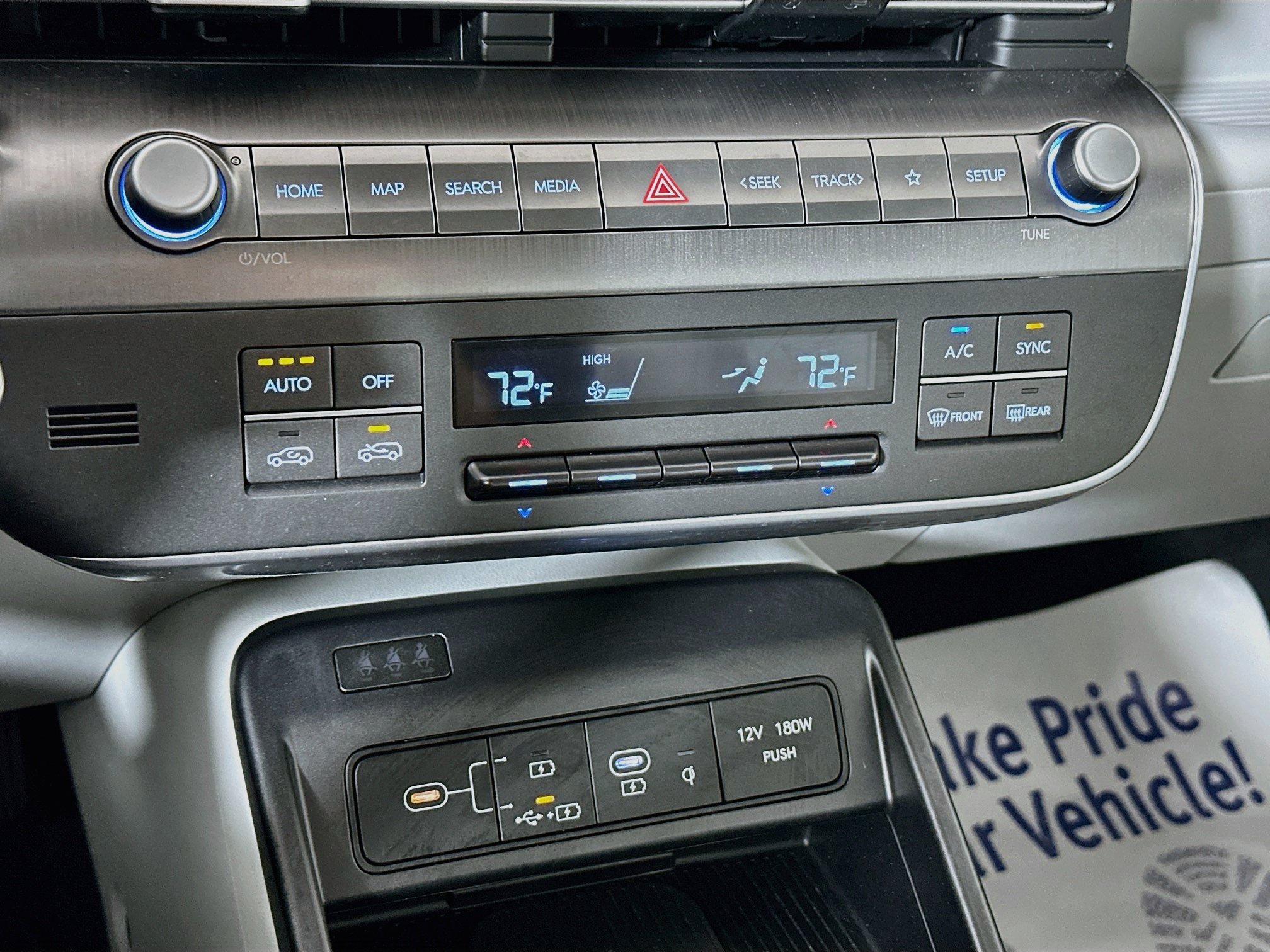 Certified 2024 Hyundai Kona SEL w/ Convenience Package AWD/4WD image 16