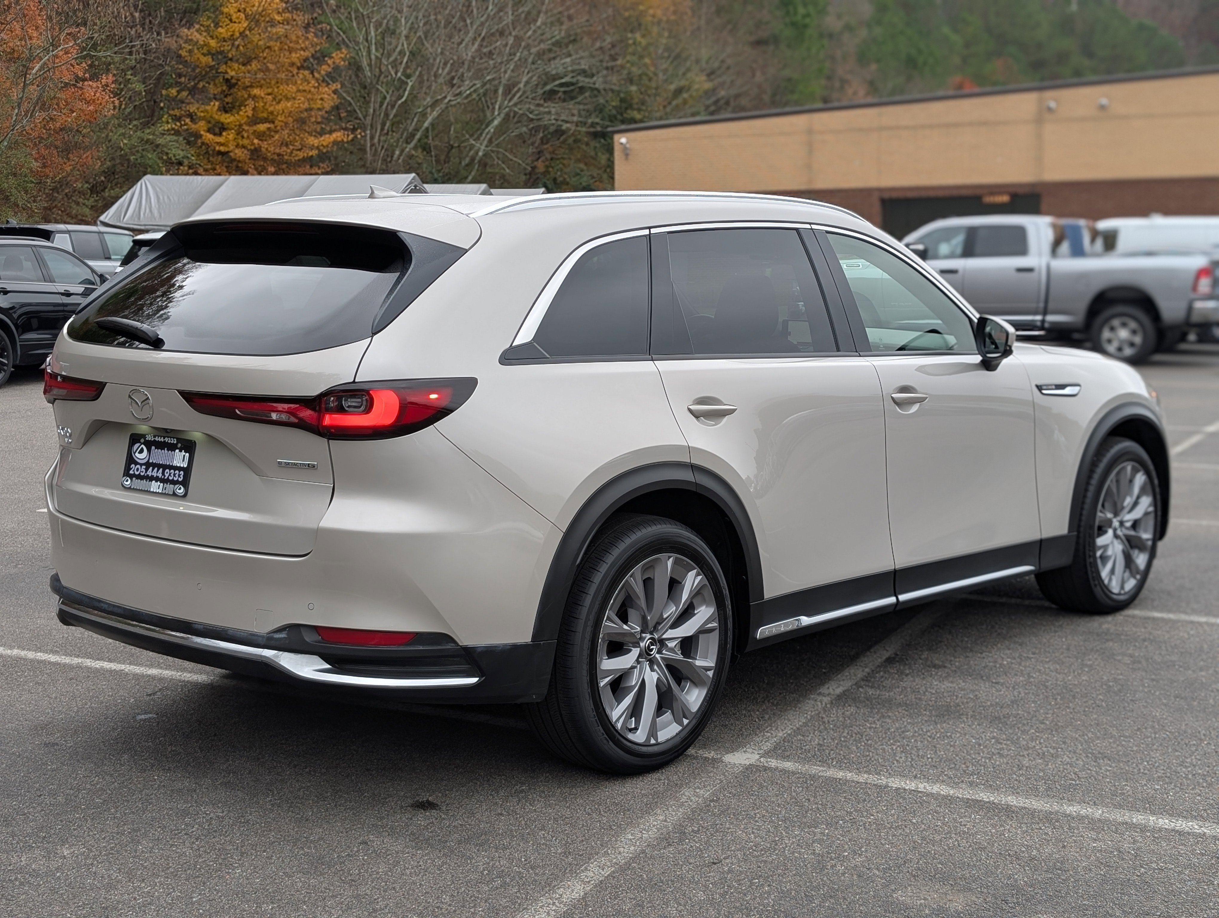 Used 2025 MAZDA CX-90 3.3 Turbo w/ Premium Plus Pkg image 9
