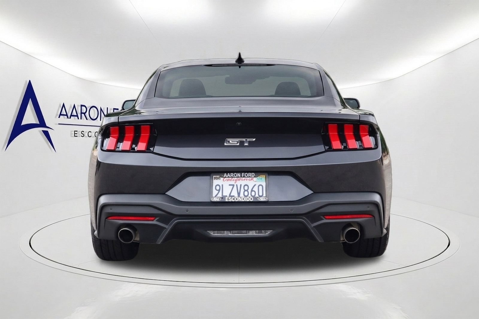 Used 2024 Ford Mustang GT RWD image 5