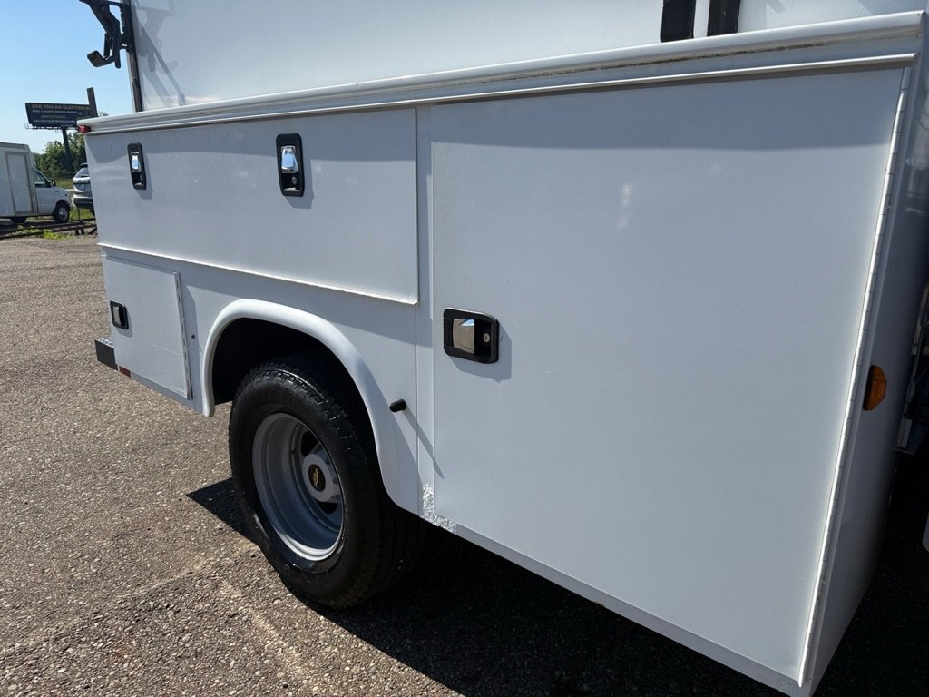 Used 2016 Chevrolet Silverado 3500 W/T RWD image 29